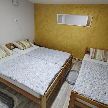 بيت للعطل Vikendica Stari Grad Divčibare